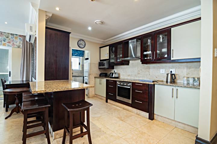 Ballito Manor View 406 Kitchen and Dining